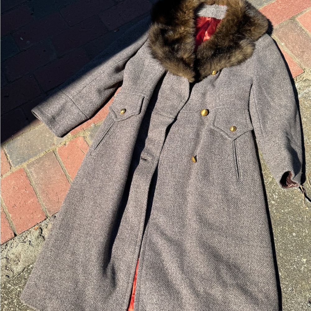 Gray Coat with Fur Collar and Gold Buttons